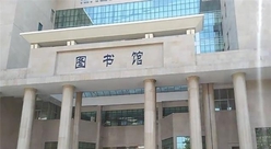 广西首府南宁，一所曾经很受欢迎的大学，经历变故，没能振作